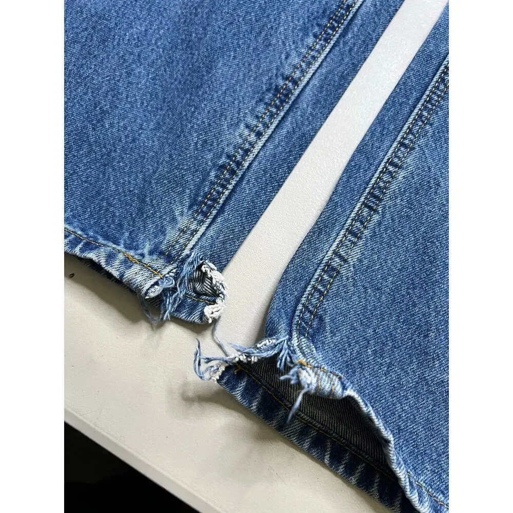Carhartt details denim